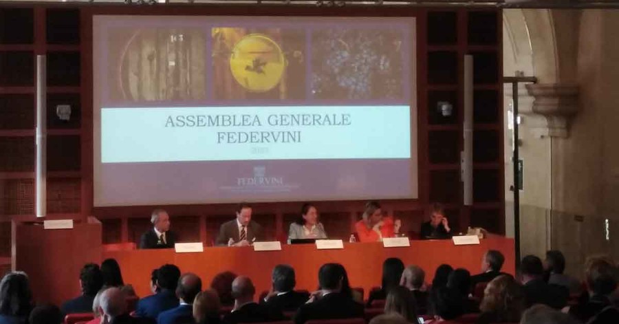 Federvini, no alle “health warning” si alle linee guida per un consumo responsabile