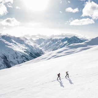 Confcommercio: montagna - vacanze per 8,3 milioni di italiani nei primi 3 mesi del 2024