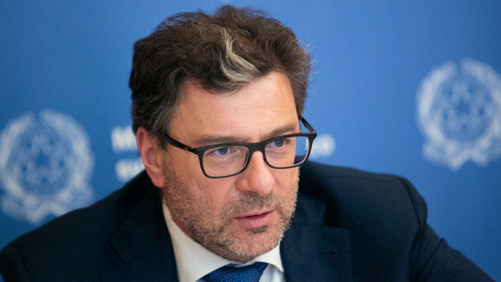 Giorgetti, 'possibile rinvio secondo acconto partite Iva'