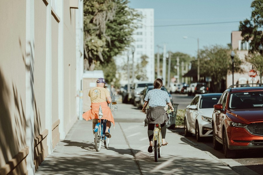 Le istituzioni dell'UE si impegnano a promuovere la mobilità ciclistica in tutta Europa