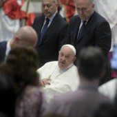 Papa Francesco “La democrazia non è in buona salute”