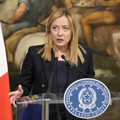 Meloni “Dal G7 impegni concreti, orgogliosa dell’Italia”