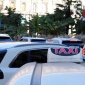 Taxi-Ncc, Mit “A breve registro nazionale e foglio servizio elettronici”