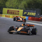 Trionfo McLaren in Ungheria, Norris cede la vittoria a Piastri