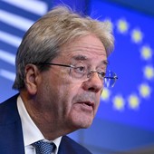 Ue, Gentiloni “Italia contribuisca al riscatto europeo”