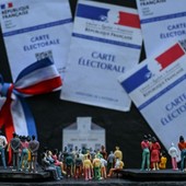 Francia al voto, urne aperte per rinnovare l’Assemblèe Nationale