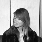 Morta la cantante francese Françoise Hardy, icona degli anni Sessanta