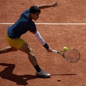 Zverev cede al quinto set, Alcaraz trionfa al Roland Garros